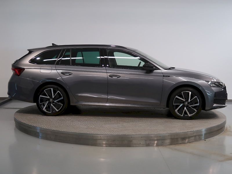 Škoda Octavia (2025) SPORTLINE 2.0TDI 110KW DSG CAN - fotka 8 z 41