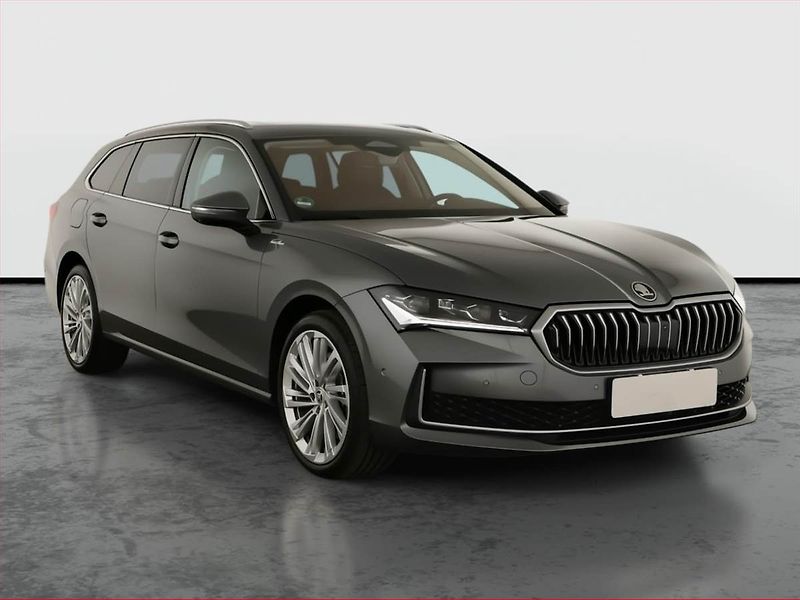 Škoda Superb (2025) 2.0 TDI - fotka 1 z 26