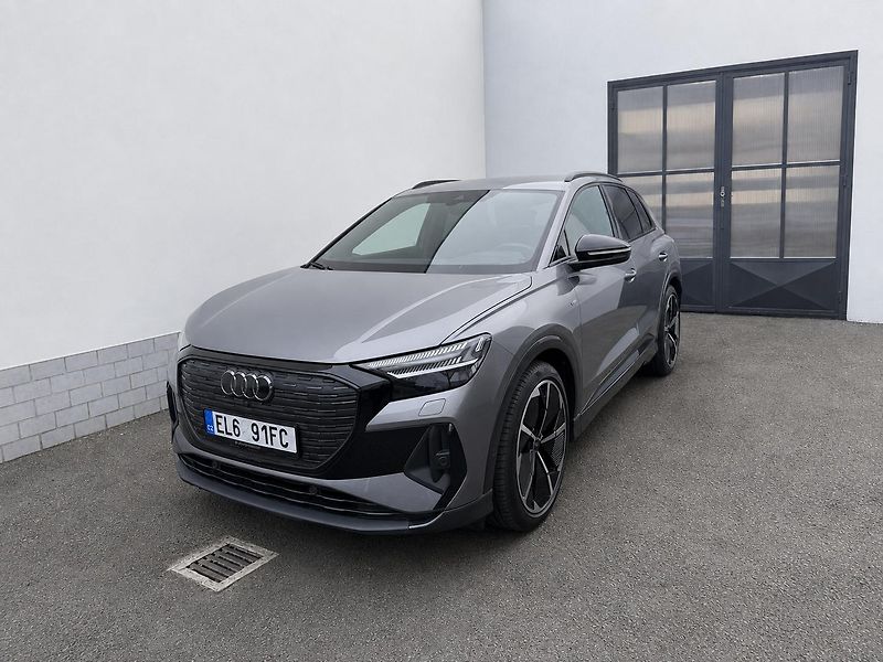Audi Q4 e-tron  50 quattro S-LINE 21