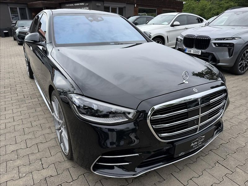 Mercedes-Benz Třídy S 400d AMG 4Matic - fotka 3 z 36