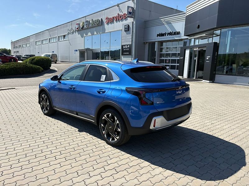 Kia Ceed (2026) 1,6 T-GDi GPF 7DCT TOP 110 KW - fotka 5 z 12