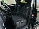 Volkswagen Touran 2.0TD MANUÁL 7MÍST SERVISKA - náhled 28
