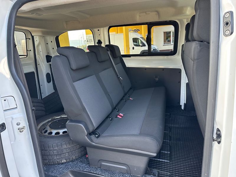 Toyota ProAce (2020) 2.0D 6 MÍST,VÝHŘEV SED.,100%KM - fotka 17 z 24