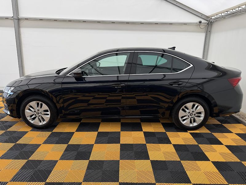 Škoda Octavia 1.5eTsi*110kw*CZ*1-MAJ*DPH* - fotka 4 z 41