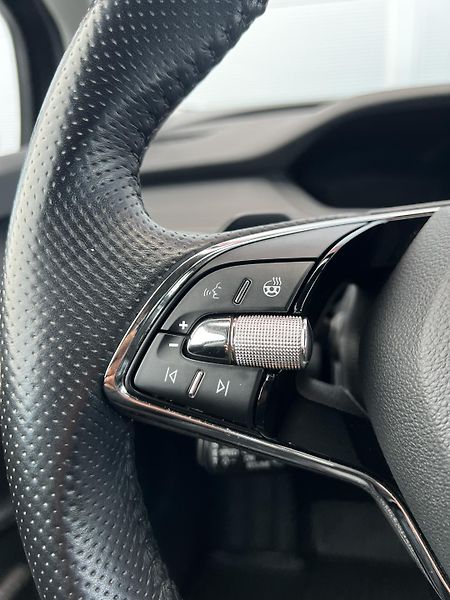 Škoda Enyaq 150kW SPORT Tepelko DPH TZ  - fotka 10 z 29