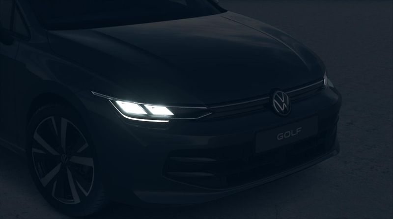 Volkswagen Golf Variant (2026) 1,5 eTSI 7DSG mHEV  People - fotka 4 z 9