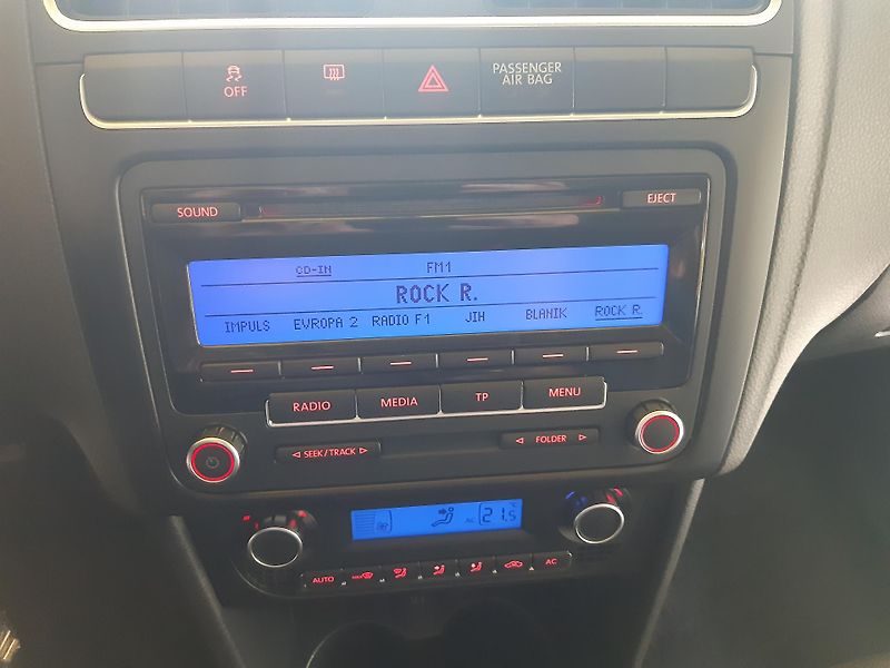 Volkswagen Polo 1.2 i DIGIKLIMA  - fotka 10 z 19
