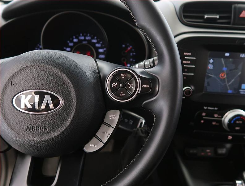 Kia Soul (2017) 1.6 GDI, Automat, Serv.kniha - fotka 20 z 22