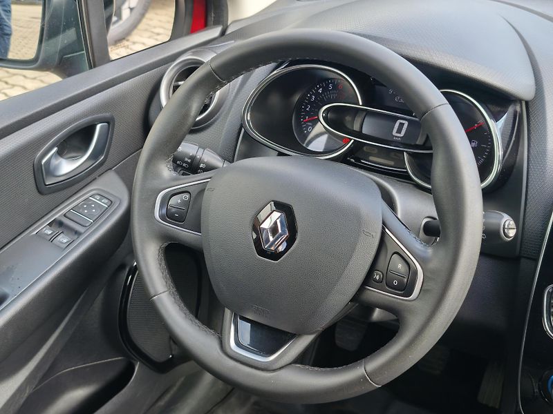 Renault Clio 2018 ČR 0.9 TCe 66kW LIMITED - fotka 8 z 32