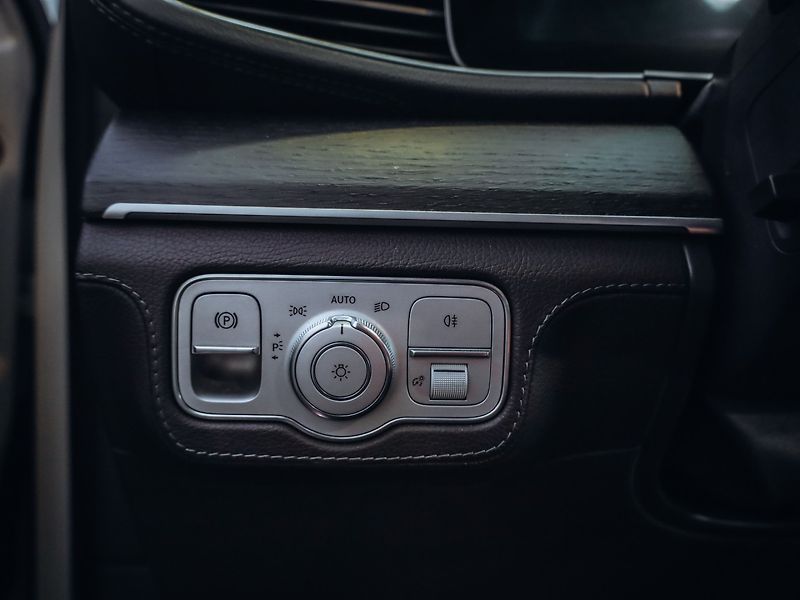 Mercedes-Benz GLS 400d 4MATIC AMG TV - fotka 11 z 37