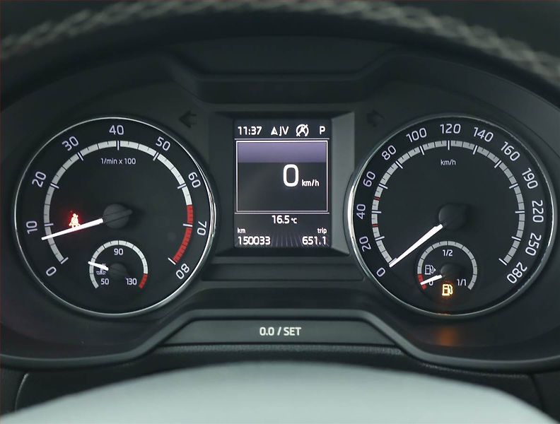 Škoda Octavia (2017) RS 2.0 TSI, Automat - fotka 11 z 16
