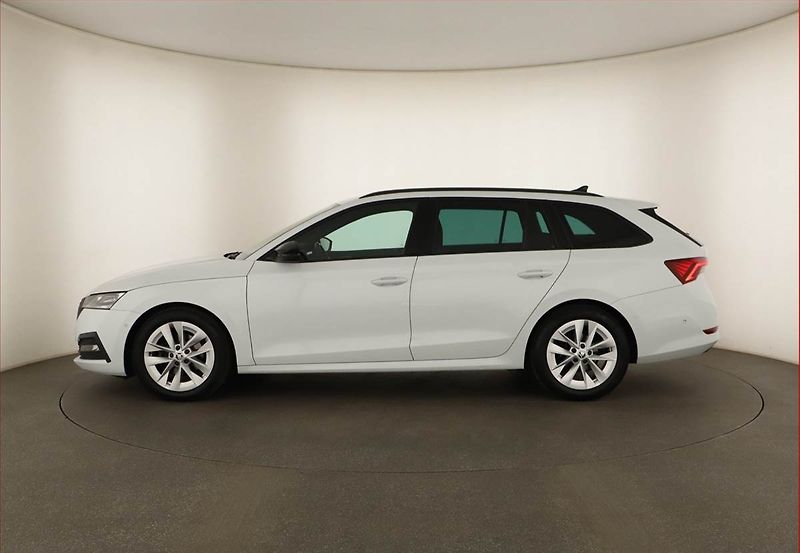 Škoda Octavia (2022) Style 2.0 TDI, Automat, ČR - fotka 3 z 17