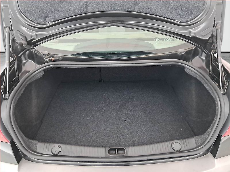 Renault Mégane (2006) 2.0 16V , jezdí výborně - fotka 14 z 17