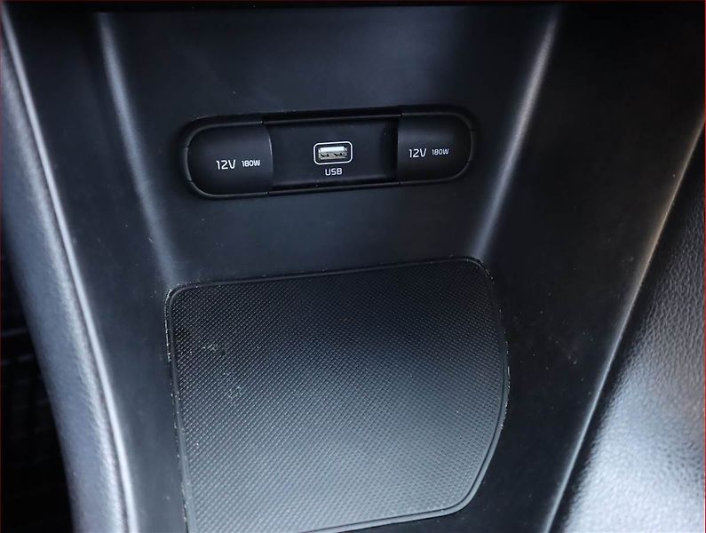 Kia Sportage (2021) 1.6 T-GDI, 4X4, Serv.kniha - fotka 16 z 18