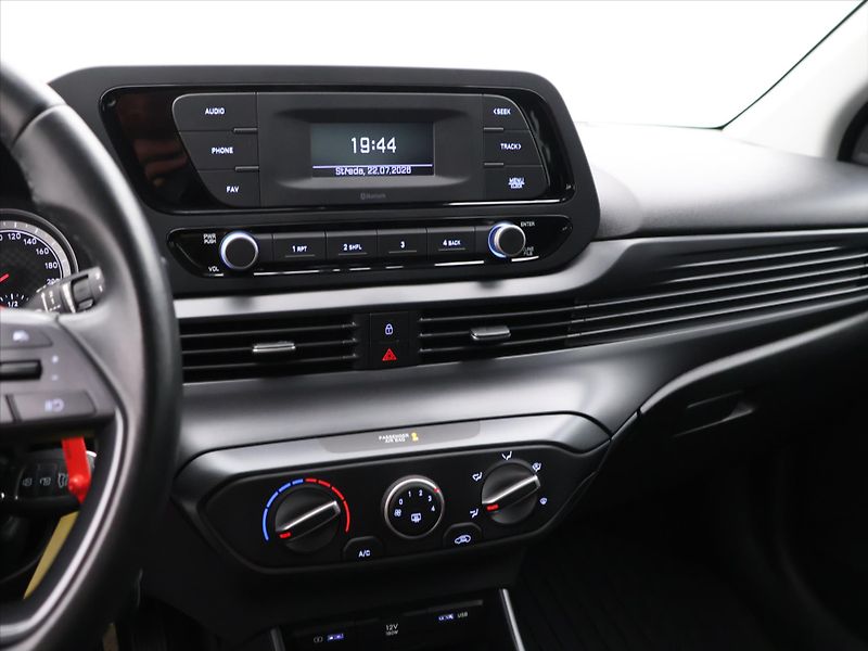 Hyundai Bayon 1,2 i 62kW Comfort CZ - fotka 20 z 32