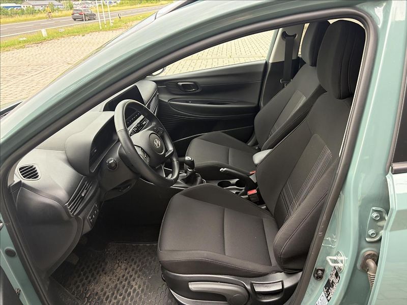 Hyundai Bayon 1,2 Smart MT - fotka 9 z 17
