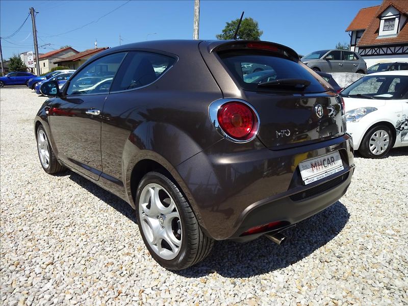 Alfa Romeo MiTo 1,4i 16V - fotka 4 z 42
