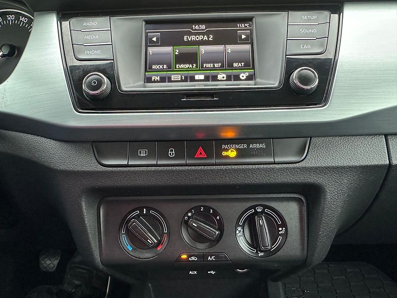 Škoda Fabia 1.4 TDi 1MAJ/ČR/DPH/Tempomat - fotka 25 z 36