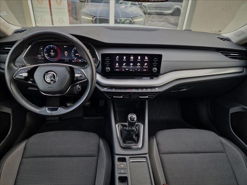 Škoda Octavia 2.0 TDI 110kW Combi,ČR,1.Maj. - fotka 24 z 50