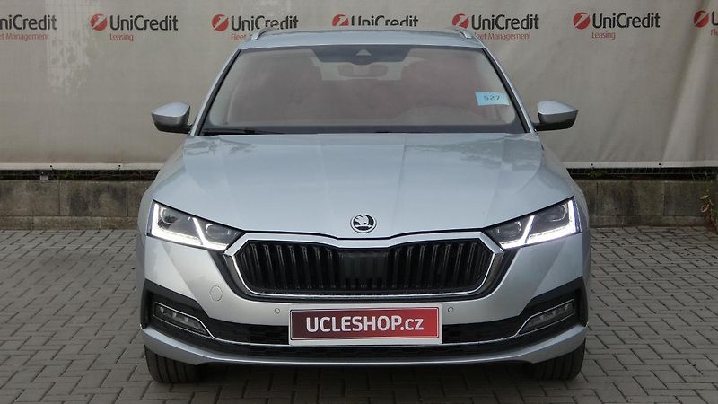 Škoda Octavia 2,0 TDI DSG Style 110 kW - fotka 2 z 23
