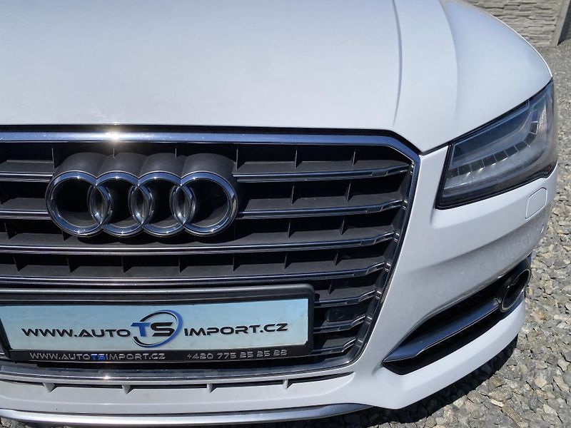 Audi A8 S8 4.0i V8 520PS CZ DPH EXTRA! - fotka 77 z 176