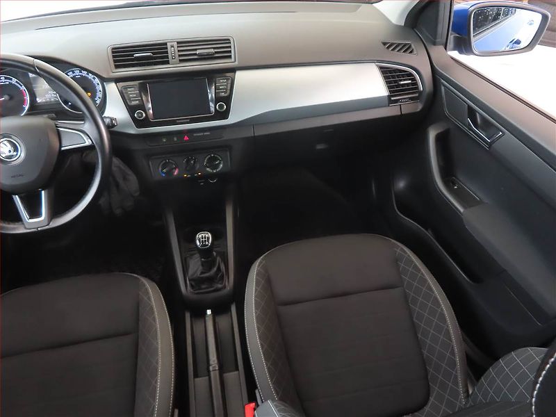 Škoda Fabia (2018) Ambition Plus 1.0, ČR,1.maj - fotka 8 z 13
