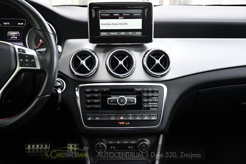 Mercedes-Benz GLA - fotka 22 z 47