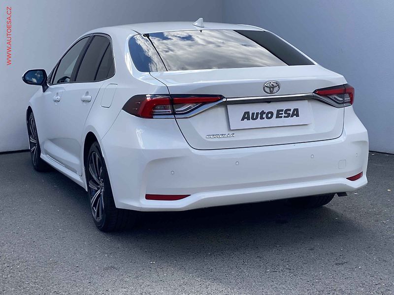 Toyota Corolla (2023) 1.5i, 1.maj,ČR, servis.kniha - fotka 6 z 20