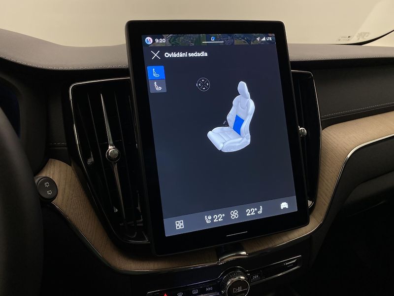 Volvo XC60 T8 AWD RECHARGE DARK ULTRA CZ - fotka 59 z 61