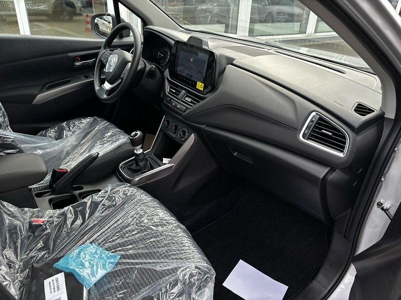 Suzuki S-Cross Comfort - fotka 9 z 10