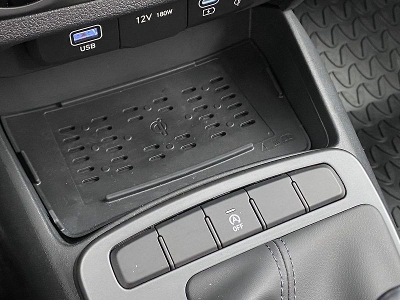 Hyundai i10 1.2i, ČR-1m, Smart, automat - fotka 25 z 31