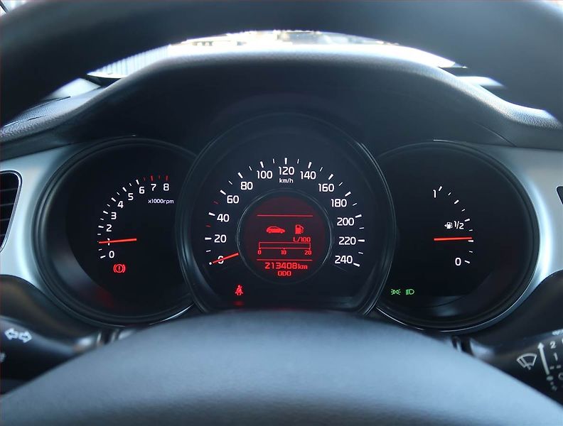 Kia Ceed (2013) 1.4 CVVT, ČR,1.maj, Serv.kniha - fotka 11 z 17