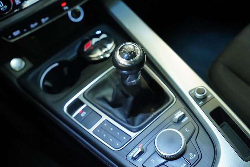 Audi A4 - fotka 25 z 30