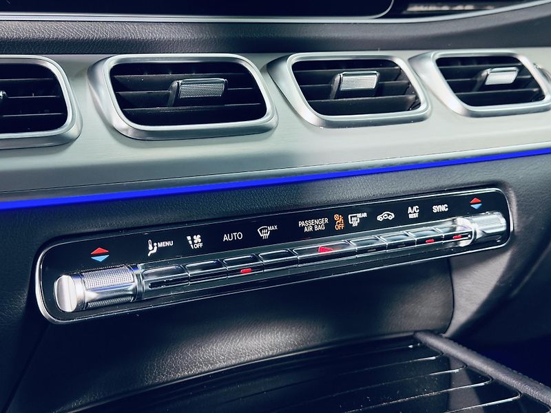 Mercedes-Benz GLE (2019) 450*AMG*4M*REZERVACE* - fotka 29 z 39