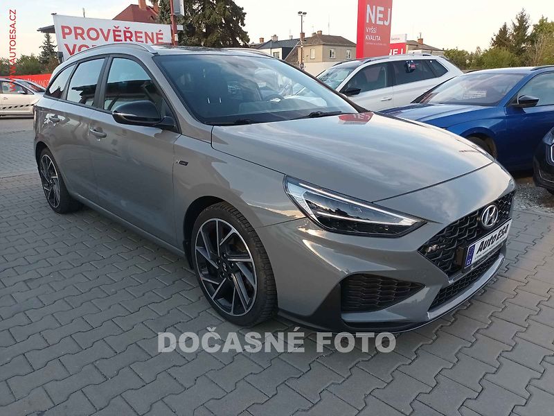 Hyundai i30 (2022) 1.5T-GDi, 1.maj,ČR, servis - fotka 1 z 3