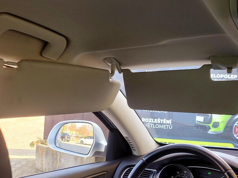 Škoda Superb TSi 1.maj, NOVÉ ROZVODY    - fotka 32 z 46