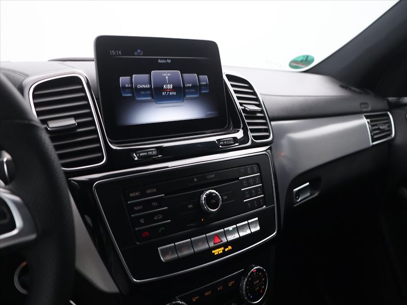 Mercedes-Benz GLS 3,0 190 kW 350 d 4MATIC - fotka 23 z 36