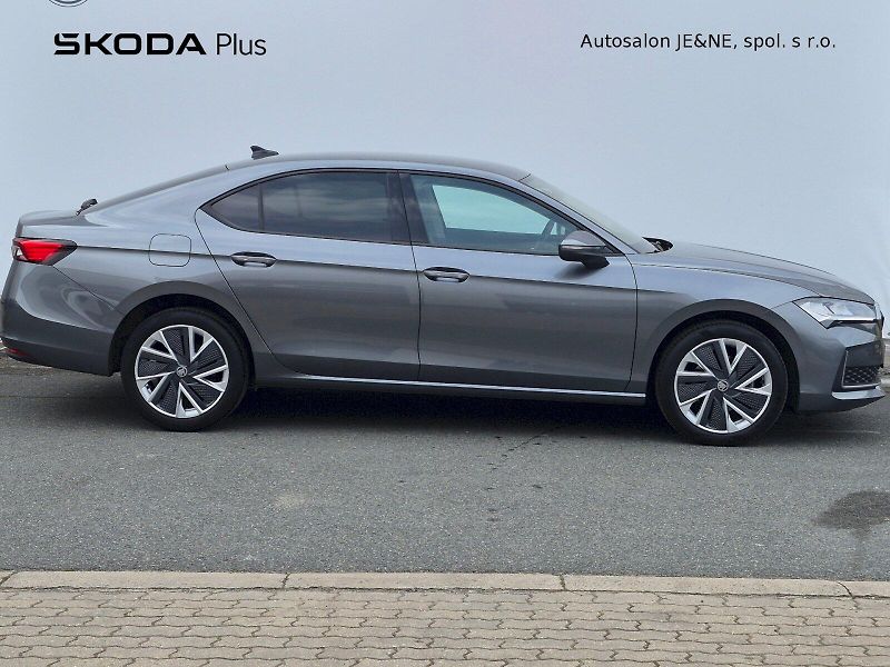 Škoda Superb (2025) Selection 2.0 TDI 110kW DSG - fotka 8 z 30