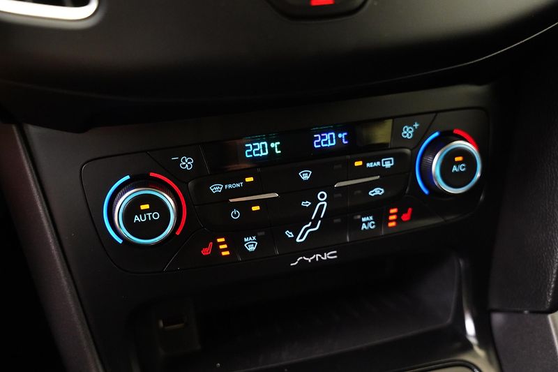 Ford Focus - fotka 21 z 24