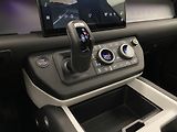 Land Rover Defender D300 X-DYNAMIC HSE AWD AUT CZ - náhled 26