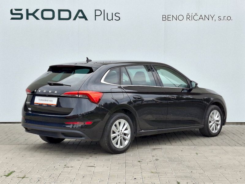 Škoda Scala (2023) Style DSG 1,5TSi 110kW - fotka 2 z 33