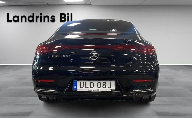 Mercedes-Benz EQE 300 AMG Kam BLIS LED Ambient - fotka 5 z 13