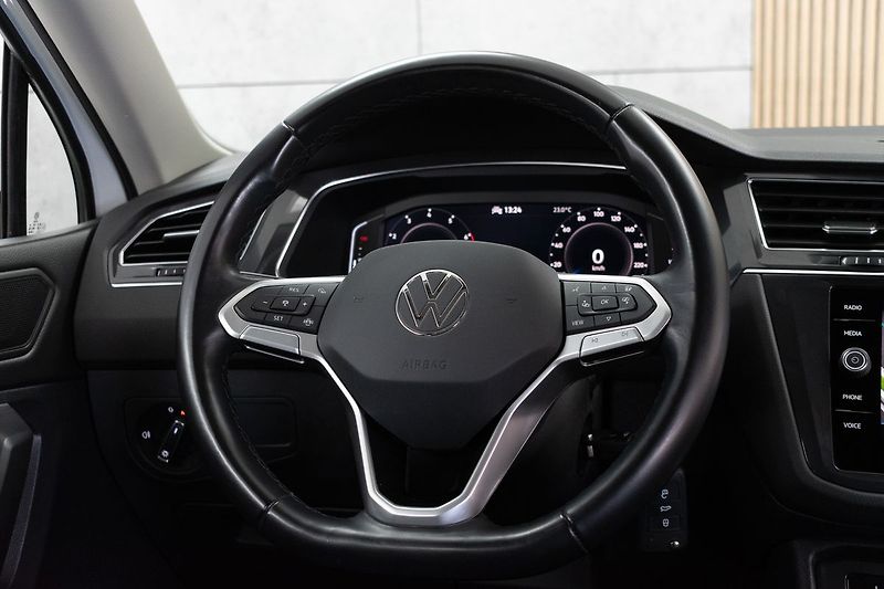Volkswagen Tiguan Allspace 1.5 TSI DSG*VIRTUAL*DPH*ČR 1.M - fotka 17 z 44