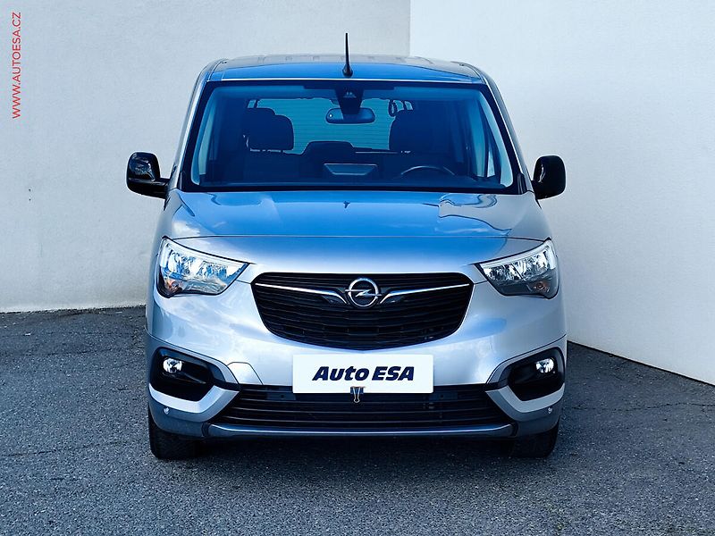 Opel Combo (2022) 1.5CDTi MAXi XL, Elegance - fotka 2 z 25