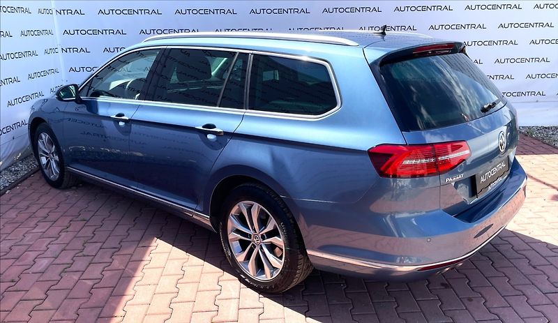 Volkswagen Passat 2,0 TDi,140kW,DSG,ČR - fotka 6 z 25