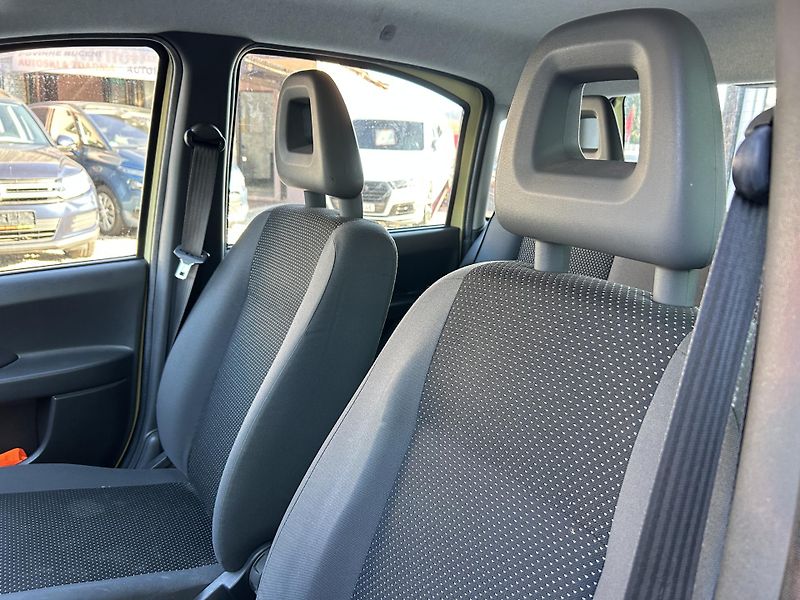 Fiat Panda (2009) 1.1i 40 KW naj.111 tis km - fotka 12 z 20