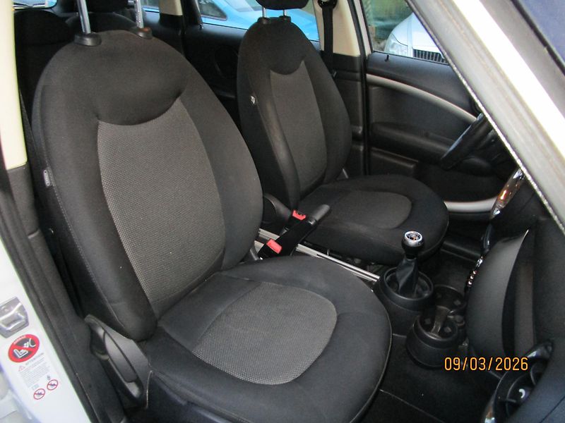 Mini Countryman (2013) 1,6 tdi - fotka 6 z 24