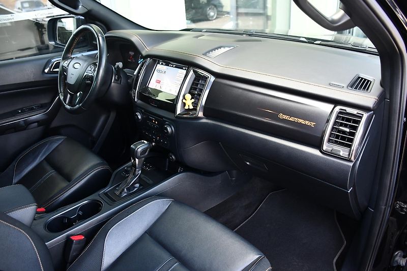 Ford Ranger 2.0ecoBLUE WILDTRAK - fotka 17 z 39