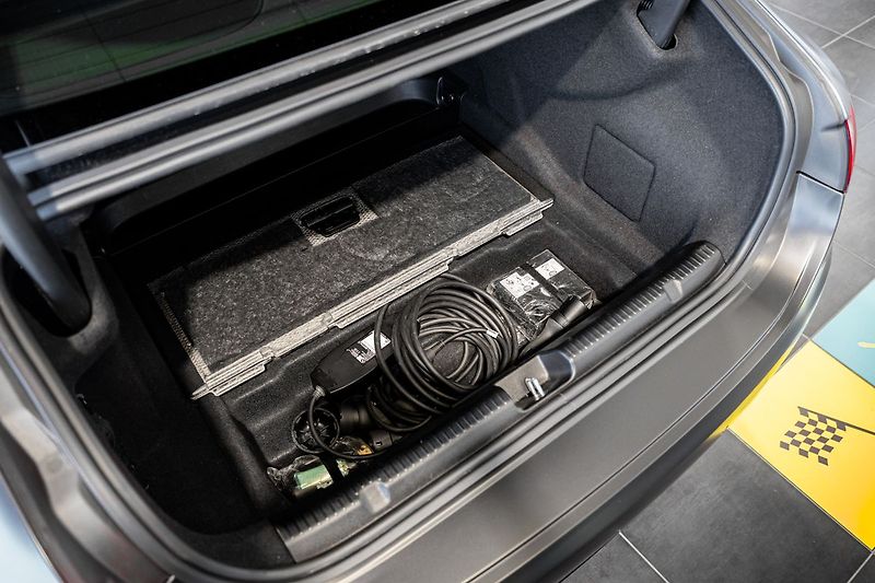 Mercedes-Benz EQE 53 AMG 4MATIC*hyperscreen MBUX - fotka 23 z 29