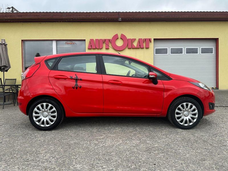Ford Fiesta 1.0i 1Maj/Klima/Ser.Knih - fotka 2 z 25